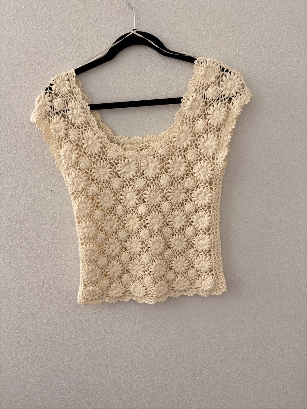 Crochet Floral Scoop Neck Women's Top - Cream
